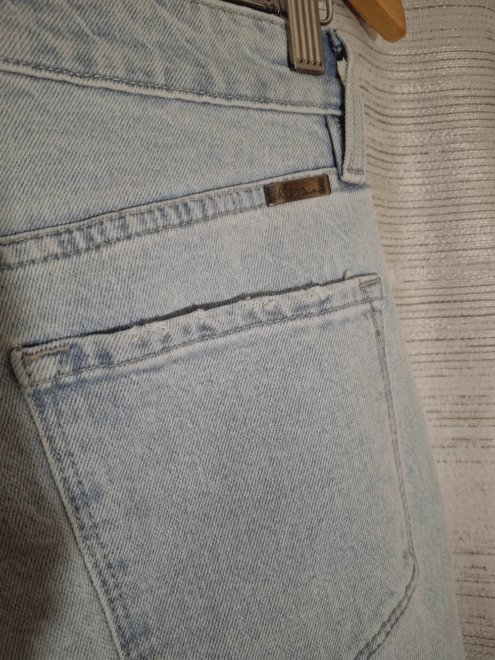KanCan Light Blue Straight-Leg Women’s Jeans 03/25 NWT